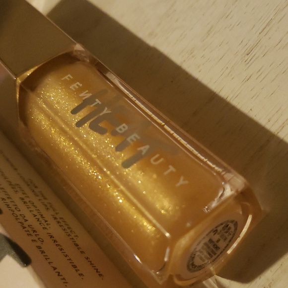 🌟🧚♀️LEMON LAVA Fenty Beauty Gloss Bomb Heat NWT - Picture 7 of 9